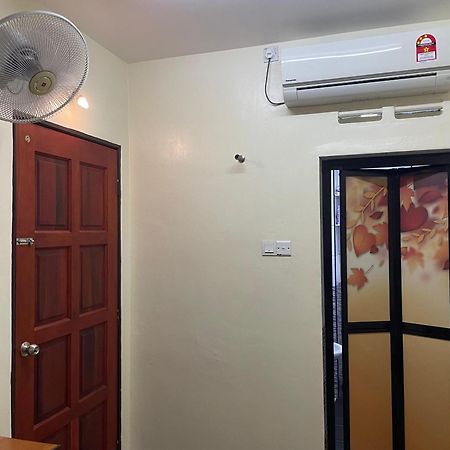 Kb Guesthouse Mersing Esterno foto